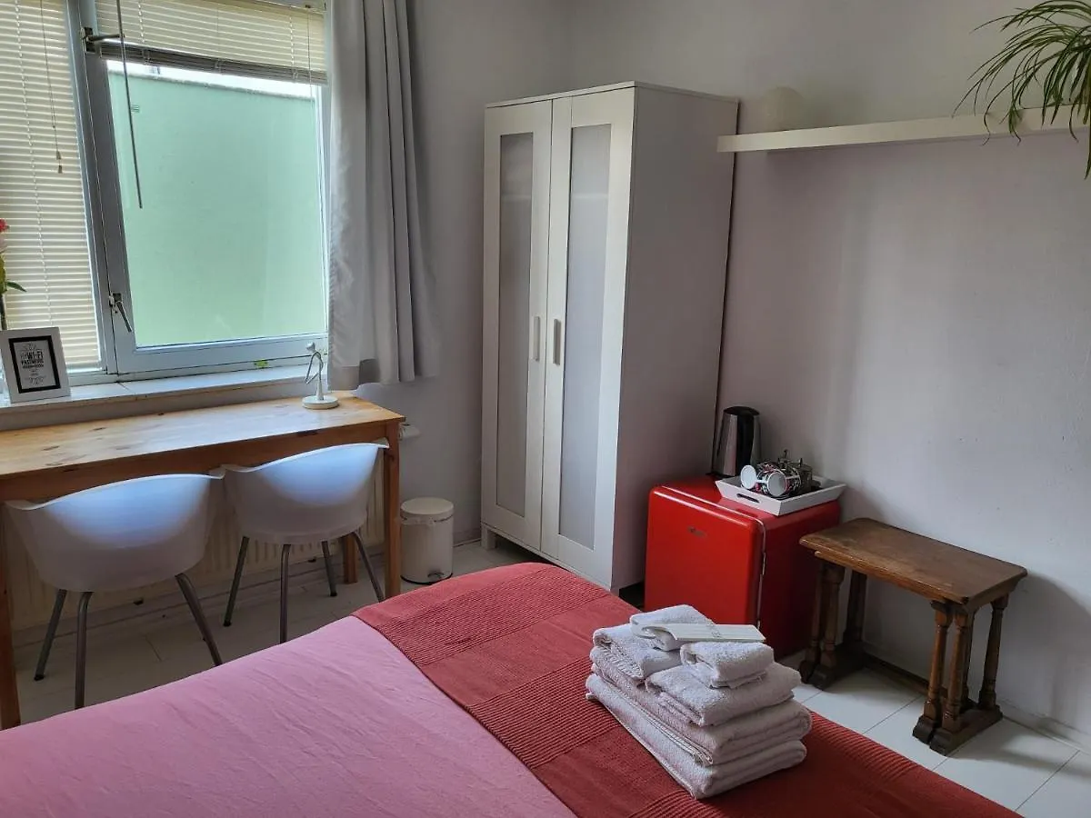 Bed & Breakfast The Rooms Upstairs & Downstairs Amsterdam